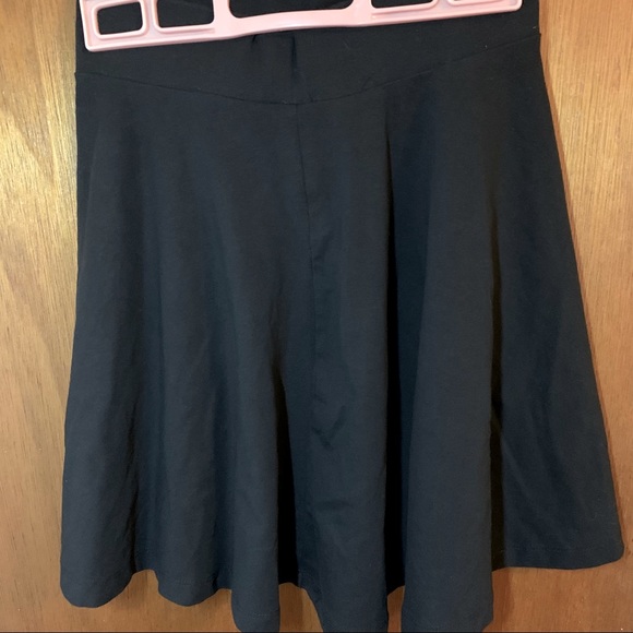 H&M Pleated Mini Skirt NWoT - Picture 5 of 5